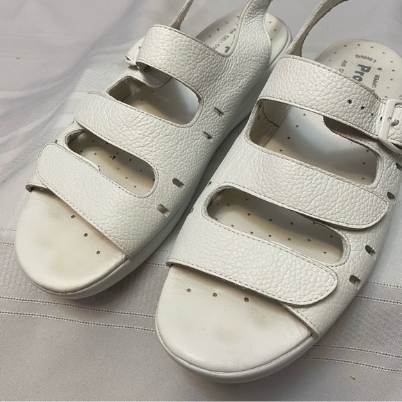 White Peeble Grain Womens Breeze Walker-Air Cell Cushion Insole -Size 9 EUC - Picture 2 of 8